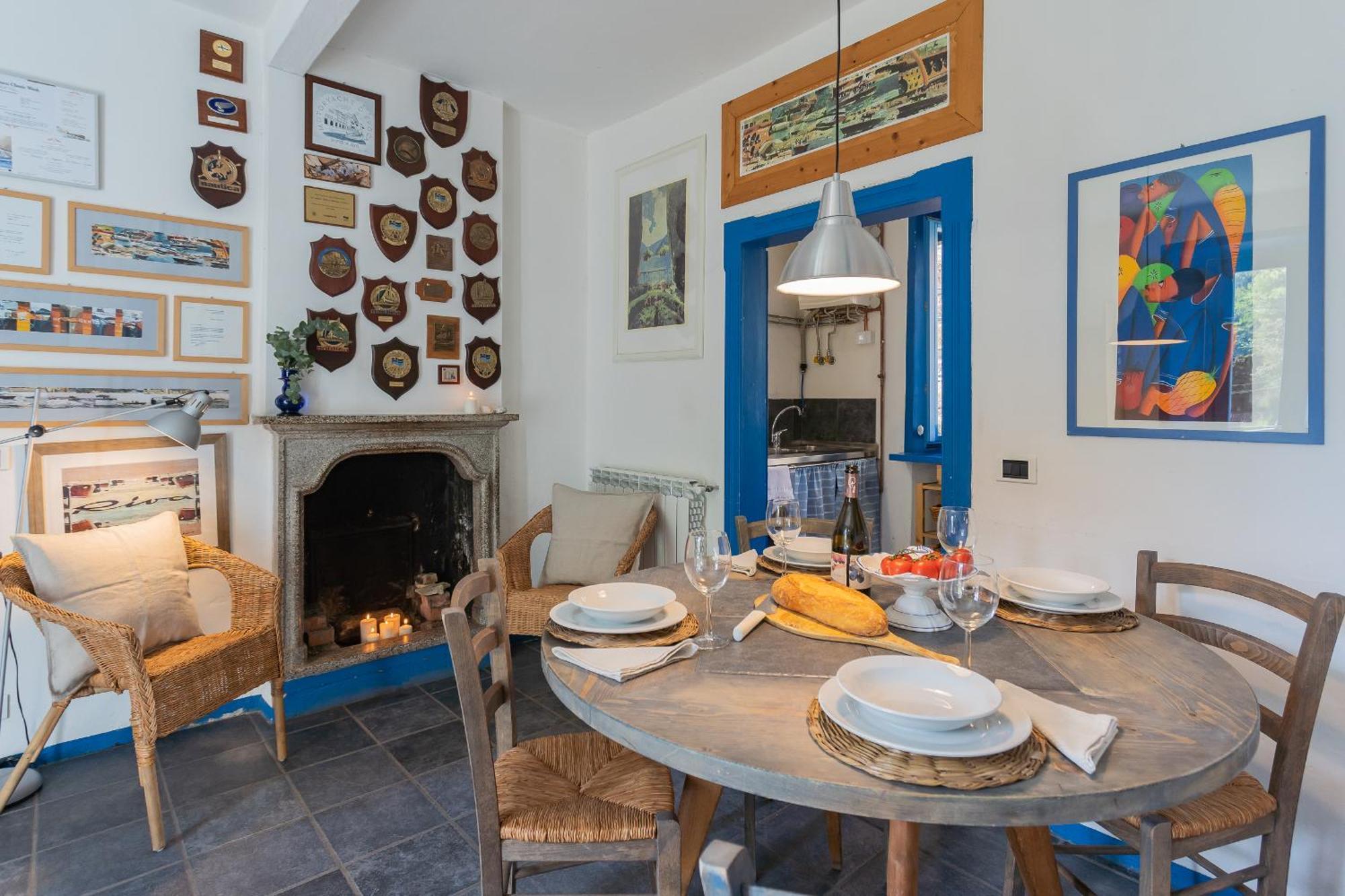 Deriva Apartment On Careno'S Beach By Rent All Como Nesso Dış mekan fotoğraf