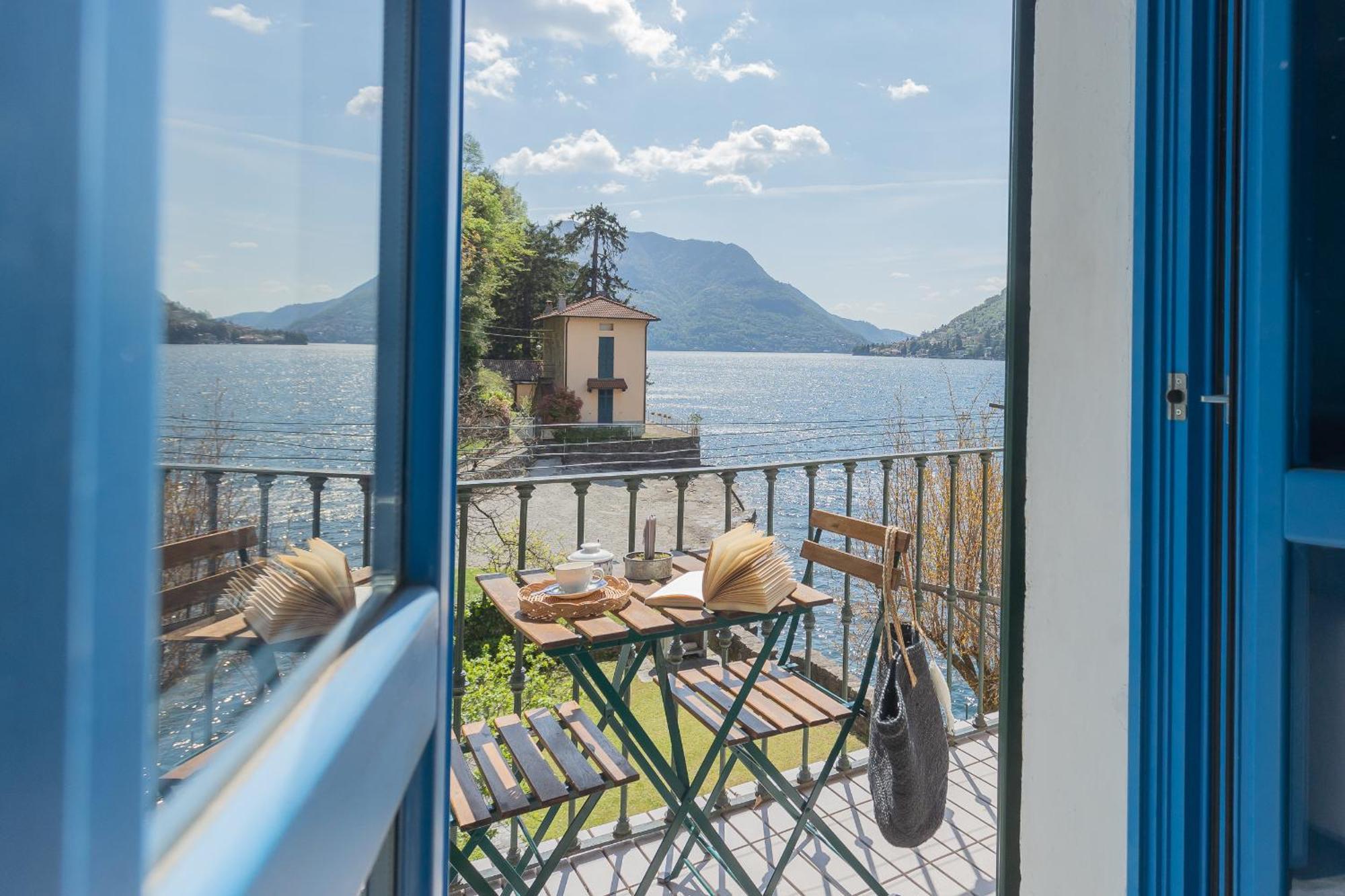 Deriva Apartment On Careno'S Beach By Rent All Como Nesso Dış mekan fotoğraf
